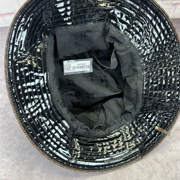 Louis Vuitton Bob Rainy Day Black Patent Bucket Hat Noir NWT